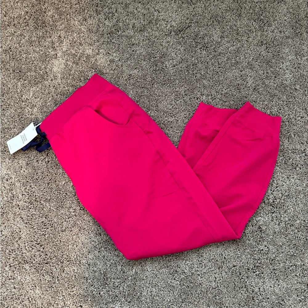NWT Figs Zamora Jogger Scrub Pants size medium petite